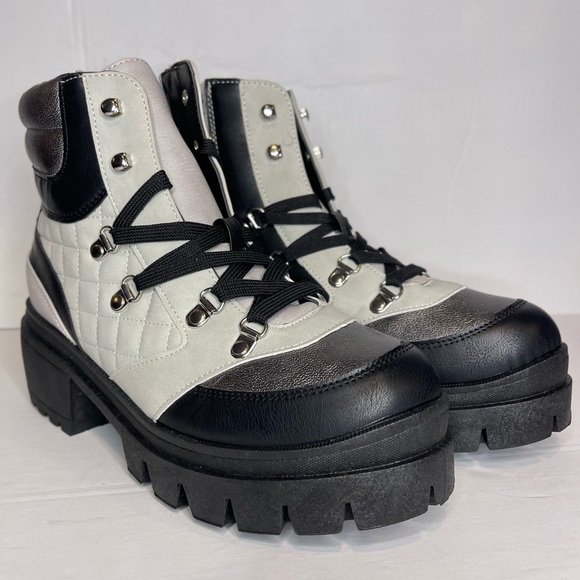 Sugar Calling Metallic Hiker Boots - Picture 9 of 9
